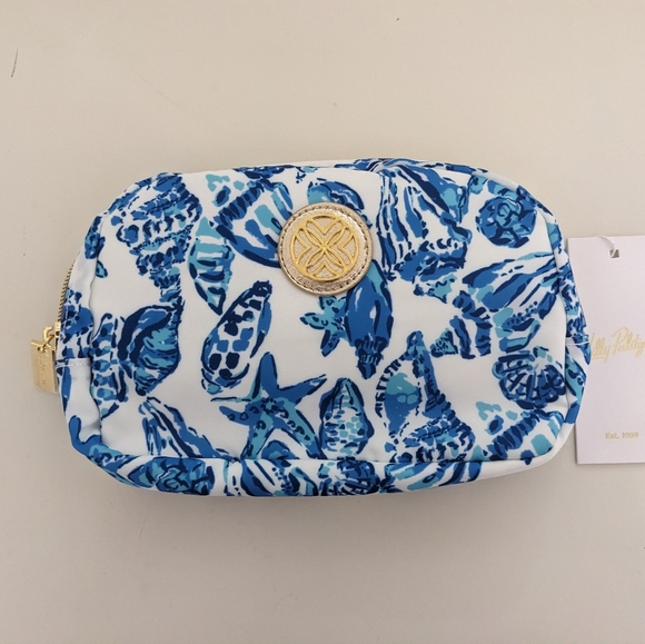 Lilly Pulitzer Handbags - NWT! Lilly Pulitzer Jeanie Belt Bag In Resort White Shell Collector